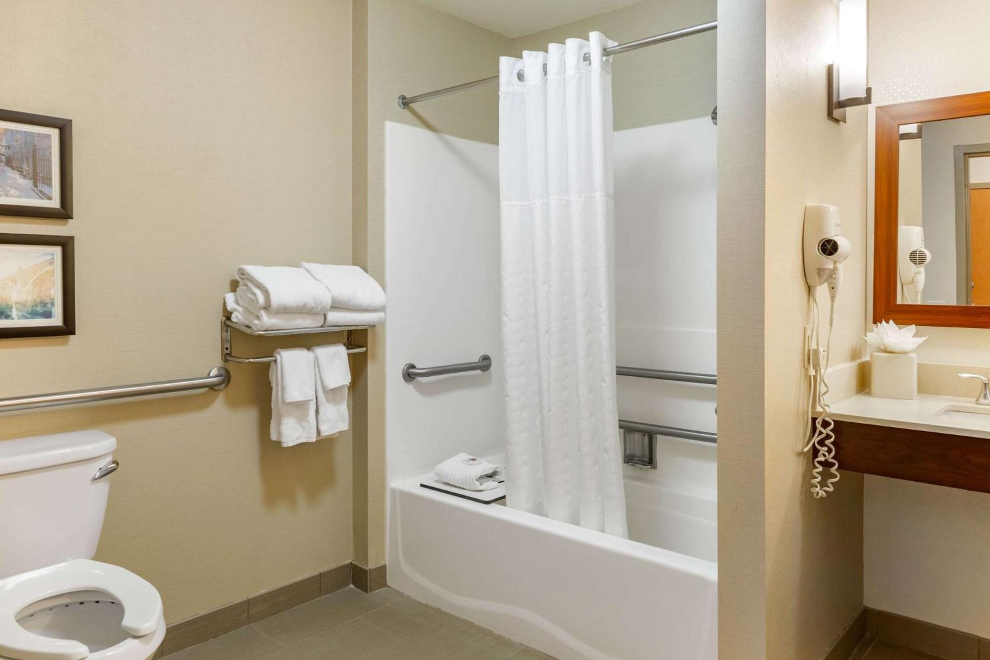 Comfort Suites Lancaster Amish Country Smoketown  Zewnętrze zdjęcie