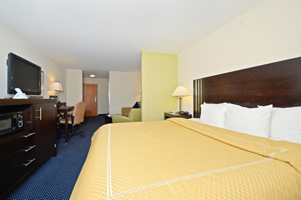Comfort Suites Lancaster Amish Country Smoketown  Pokój zdjęcie